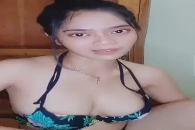 Sasa Bohay Mulus Digoyang Kontol Gede Sampe Becek Lumer WOT